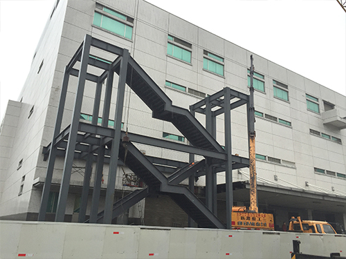 緯創消防樓梯工程